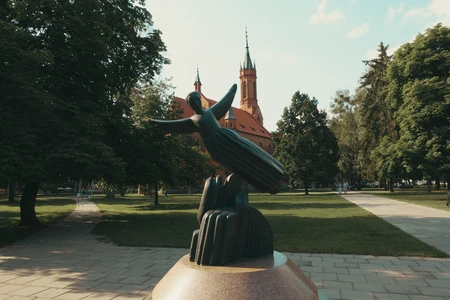 Statue in Scenic Park