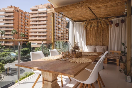 Cozy Outdoor Dining Area