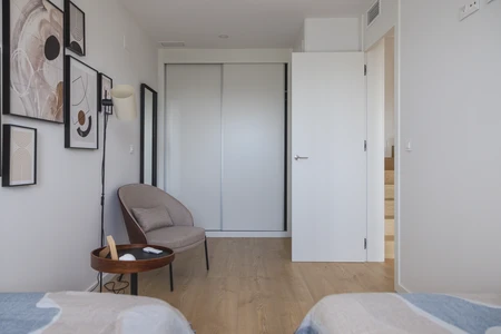 Modern Minimalist Bedroom