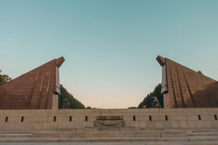 Monumental Architecture