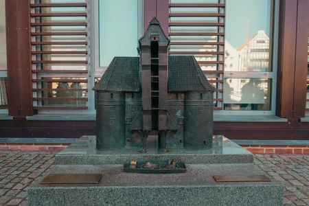 Bronze Architectural Sculpture