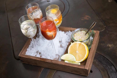 Exquisite Cocktail Presentation