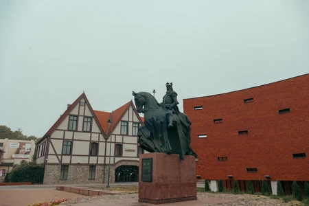 Historical Monument in Urban Setting