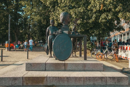 Urban Sculpture Scene