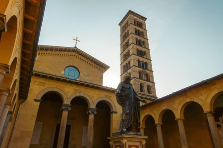 Historic Architecture and Statue