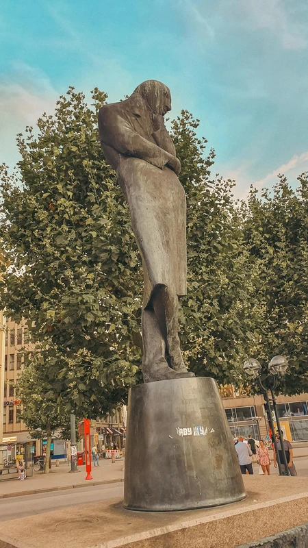 Urban Statue Scene