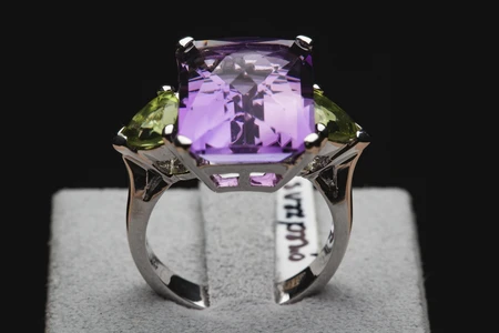 Elegant Amethyst Ring