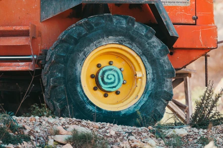 Vibrant Construction Equipment