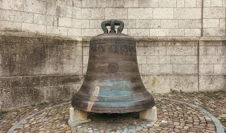 Historic Bell Monument