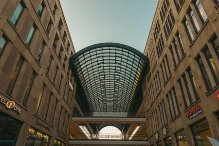 Modern Shopping Mall Architecture