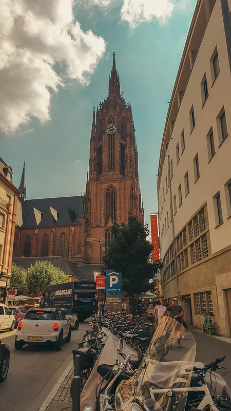Historic Cathedral Street View
