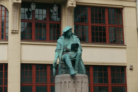 Historic Statue in Urban Setting
