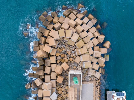 Coastal Jetty with Breakwaters