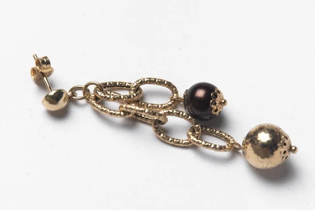 Elegant Gold Earring with Beads