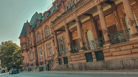 Historic Architecture Street View