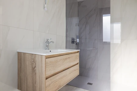 Modern Minimalist Bathroom
