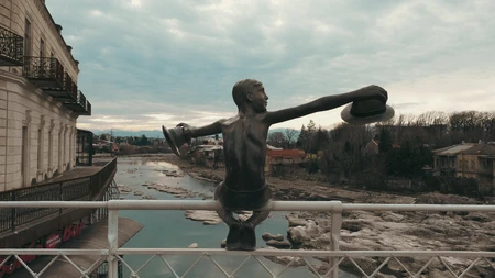 Statue over the River