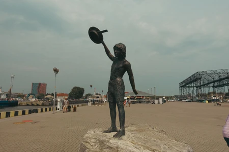 Harbor Statue Scene