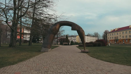 Peaceful Urban Park Setting