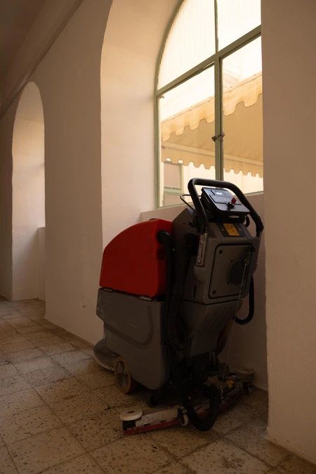 Corridor Cleaning Machine