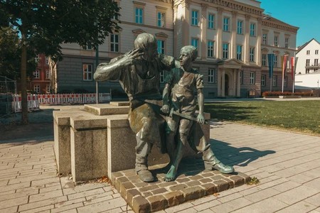 Statue in City Square