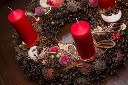 Festive Candle Centerpiece