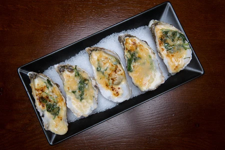 Baked Oysters on Salt Bed