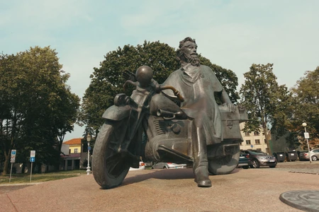Statue of Rider