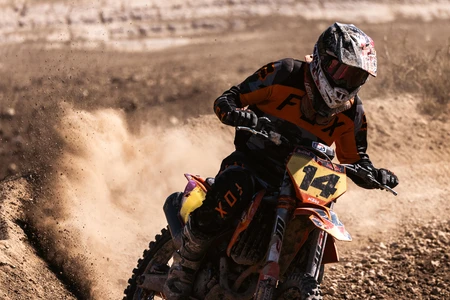Dynamic Motorcycle Racing