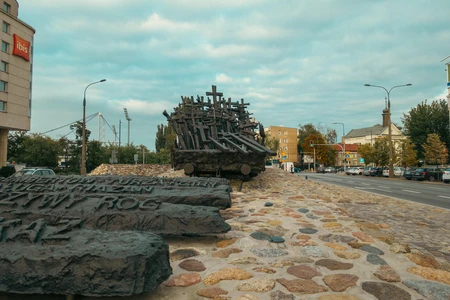 Urban Monument Scene