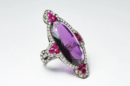 Elegant Gemstone Ring