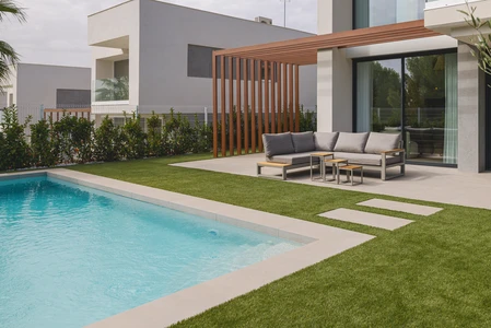 Modern Poolside Patio