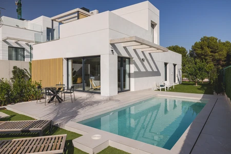 Modern Villa with Pool