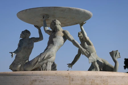 Dramatic Sculpture Fountain
