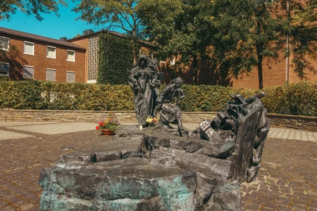 Outdoor Sculpture Display