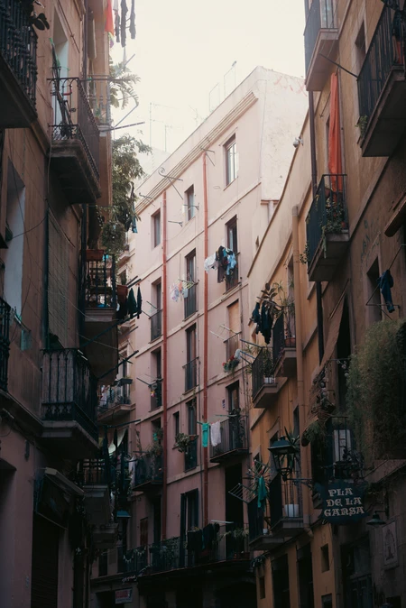 Charming Urban Alleyway