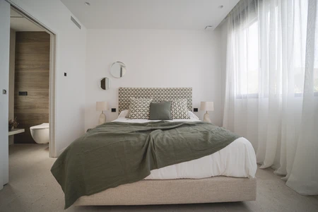 Modern Minimalist Bedroom
