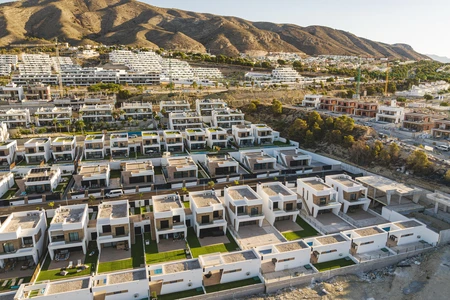 Modern Hillside Architecture