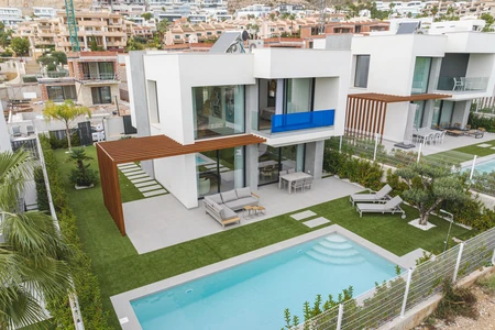 Modern Villa with Pool