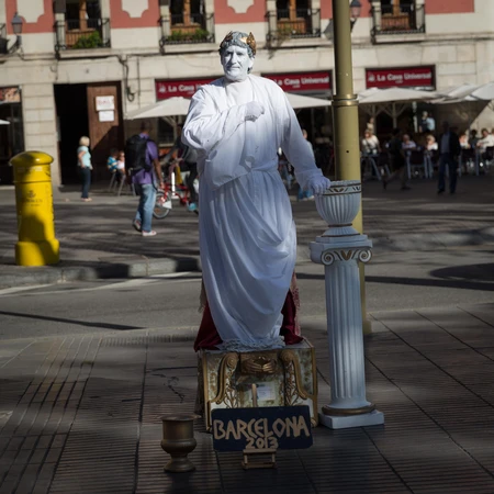 Street Performer in Barcelona