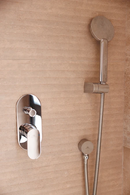 Modern Shower Fixture