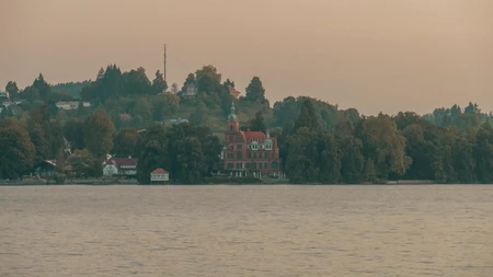Lakeside Serenity
