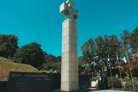 Historic Monument and Flags