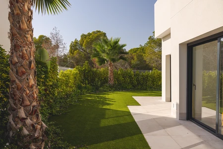 Modern Patio with Lush Greenery