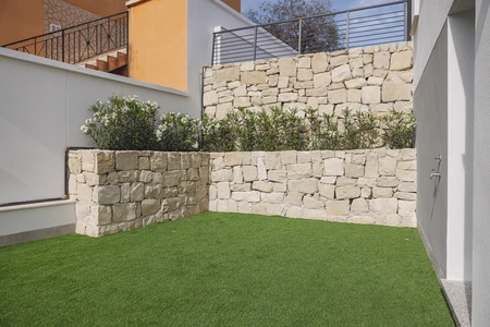 Modern Garden Terrace