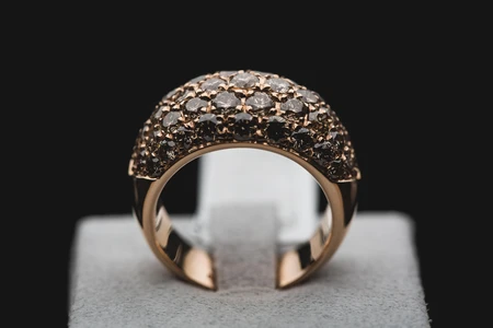 Elegant Diamond Ring