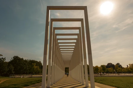 Modern Geometric Structure under Sunlight