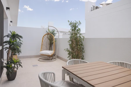 Modern Outdoor Patio