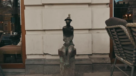 Street Sculpture Scene