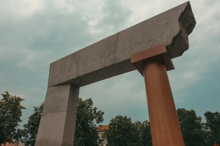Monumental Archway